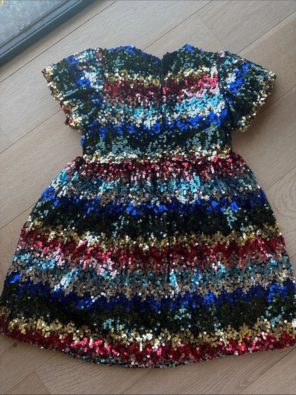 Lola + The Boys Rainbow Sequin dress 8y 💓🌈